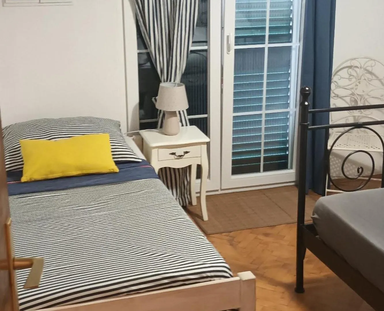 Apartments With A Parking Space Biograd Na Moru, Biograd - 23705